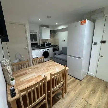 Cozy Apartment - 5 Min From Camden Market Hw7 Londra Esterno foto